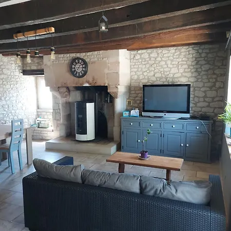 Tatil Evi Maison Les Giraudeaux A 35 Minutes Du Futuroscope *