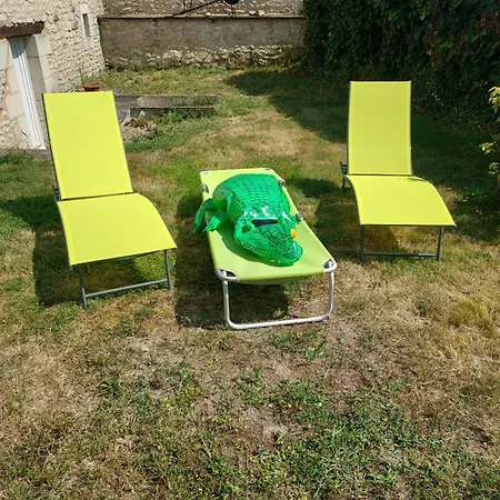 Maison Les Giraudeaux A 35 Minutes Du Futuroscope Sossais