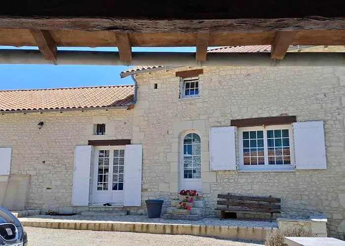 Maison Les Giraudeaux A 35 Minutes Du Futuroscope